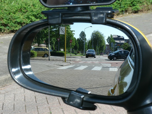 Mirror Image 1388077 640